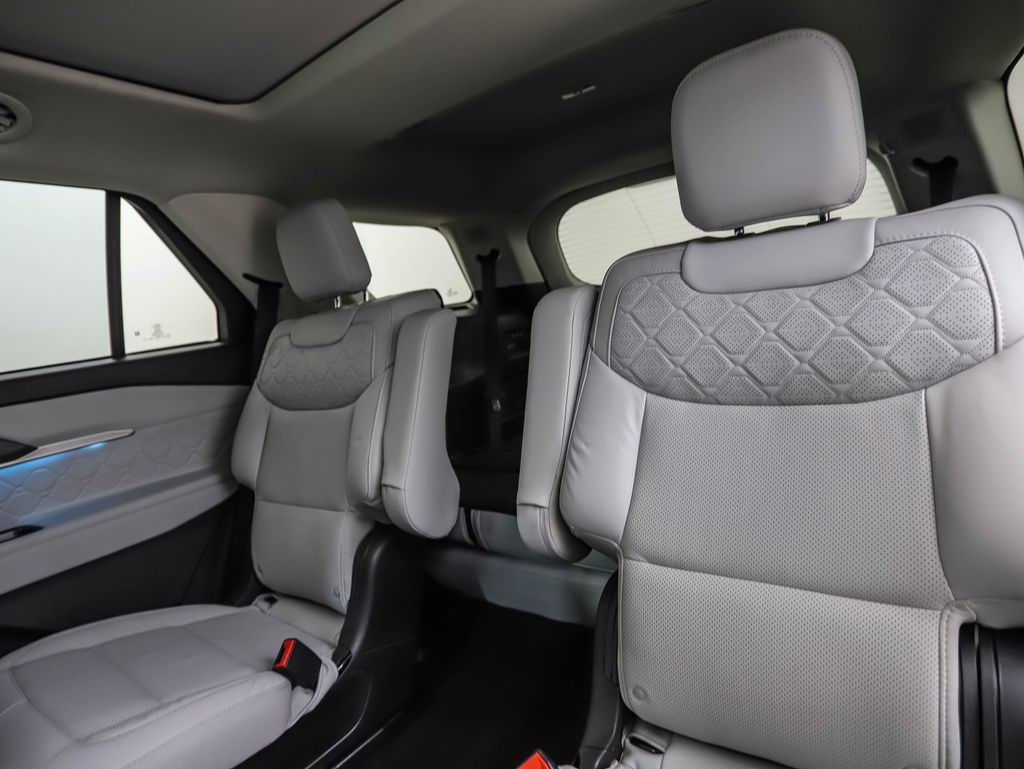 Thumbnail: 2025 Ford Explorer - 23