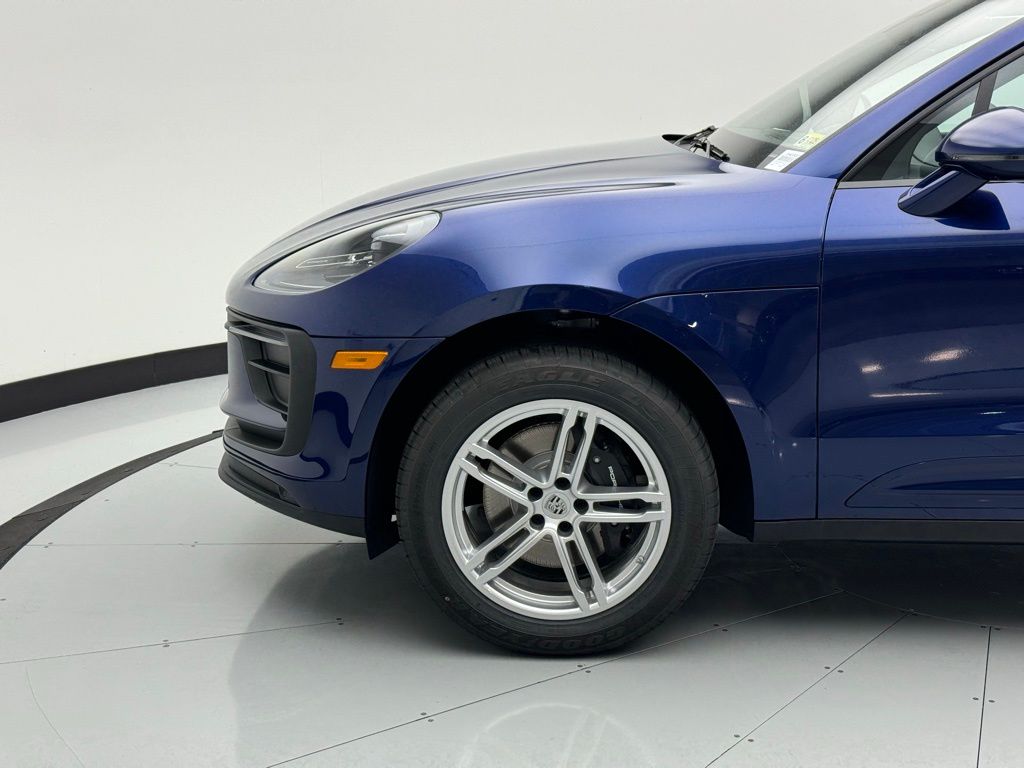 2024 Porsche Macan  28