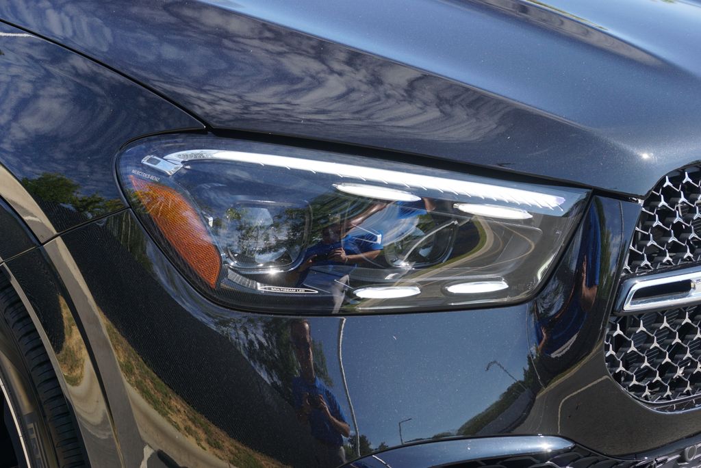 Thumbnail: 2026 Mercedes-Benz GLE - 10