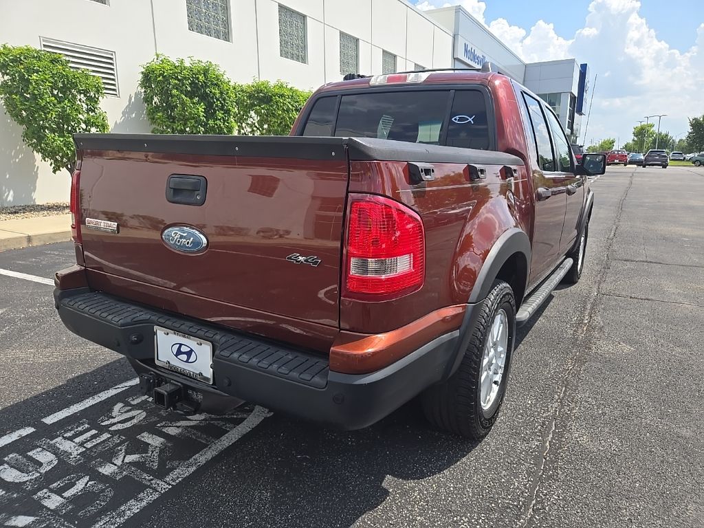 Thumbnail: 2009 Ford Explorer Sport Trac - 4