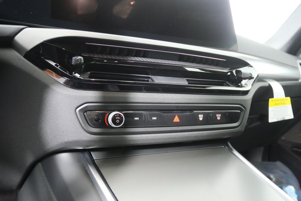 Thumbnail: 2026 BMW 3 Series - 23