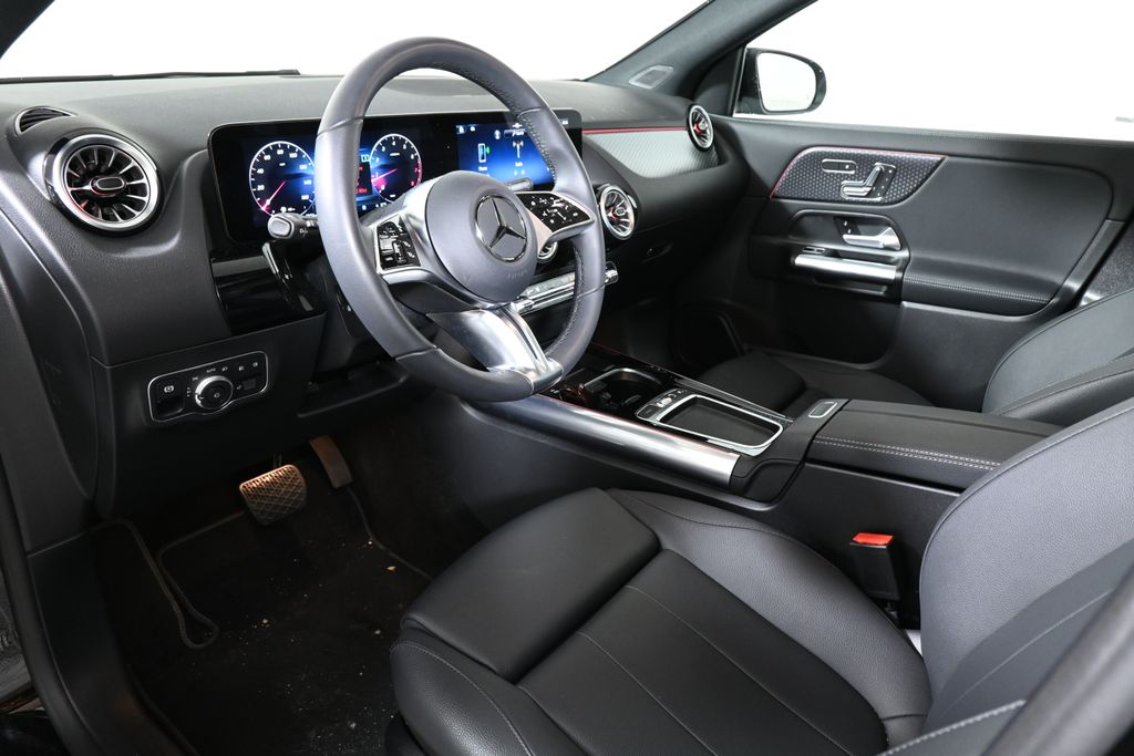 Thumbnail: 2026 Mercedes-Benz GLA - 14