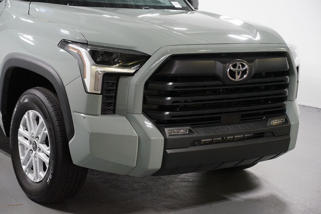 Thumbnail: 2024 Toyota Tundra - 4