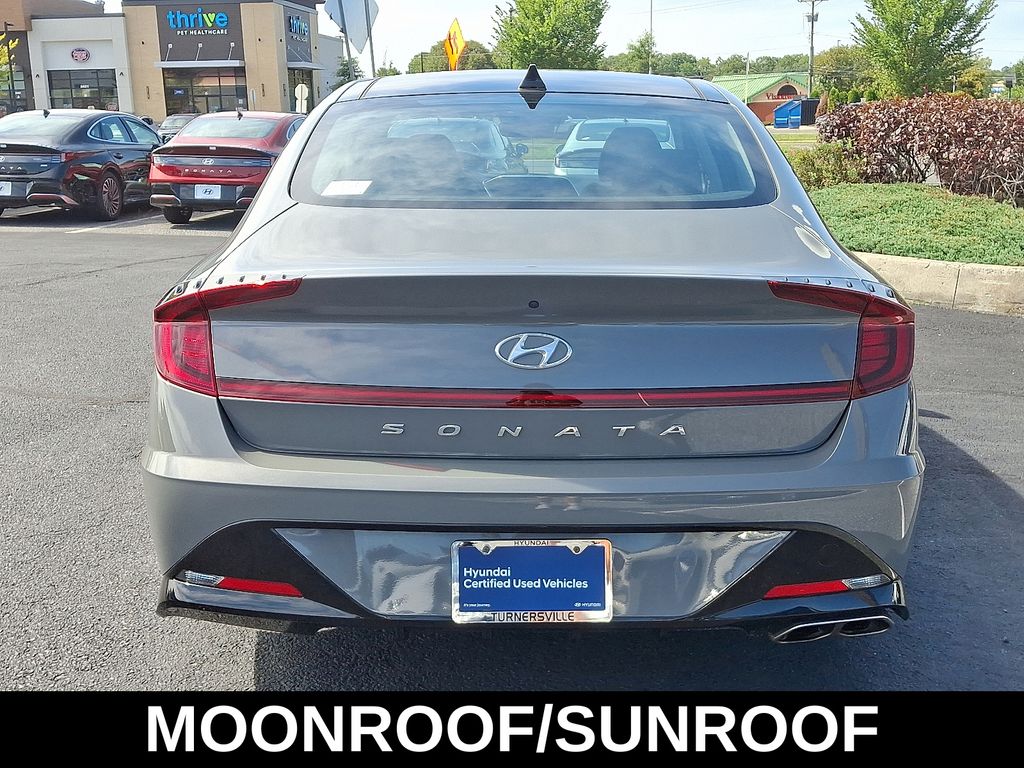 Thumbnail: 2023 Hyundai Sonata - 6