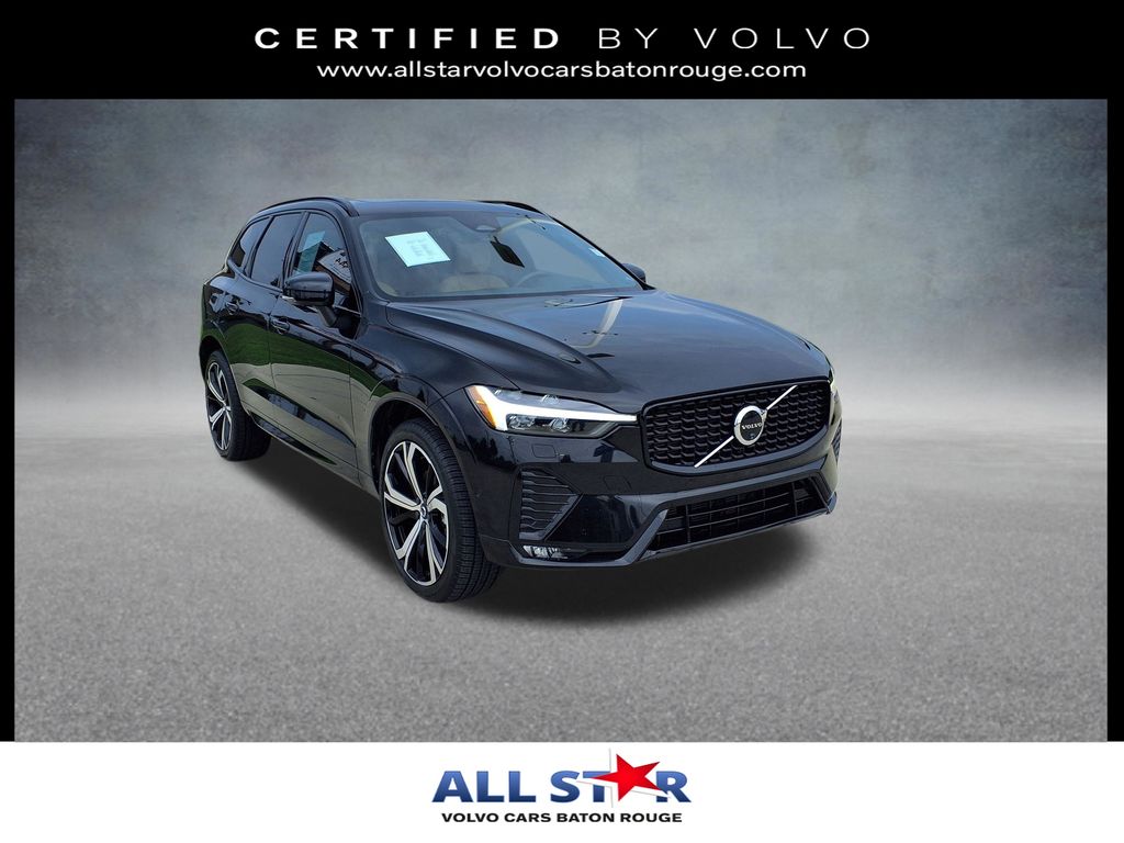 2024 Volvo XC60 B5 Ultimate Dark Theme AWD