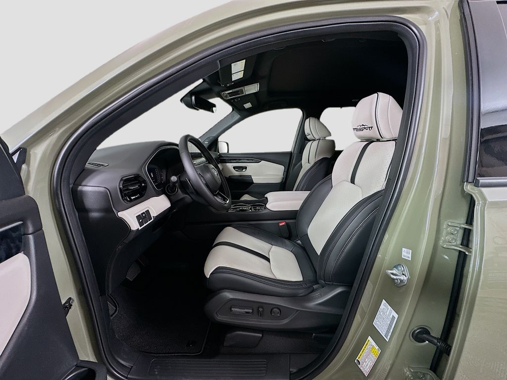 Thumbnail: 2026 Honda Passport - 16