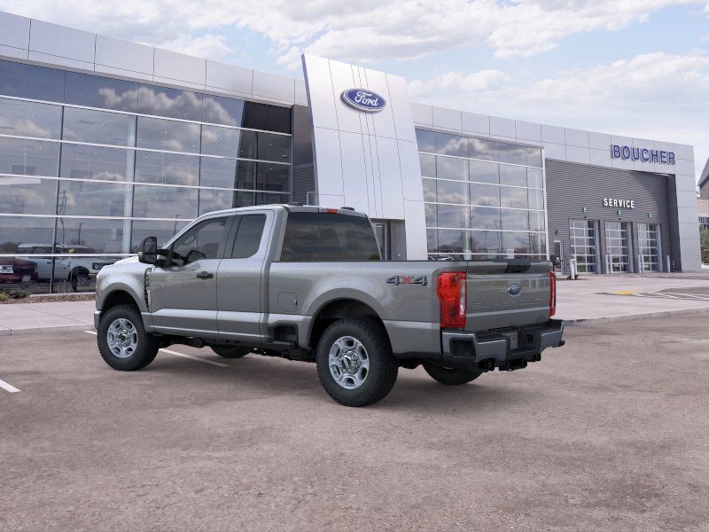 New 2026 Carbonized Gray Metallic Ford XLT image 4