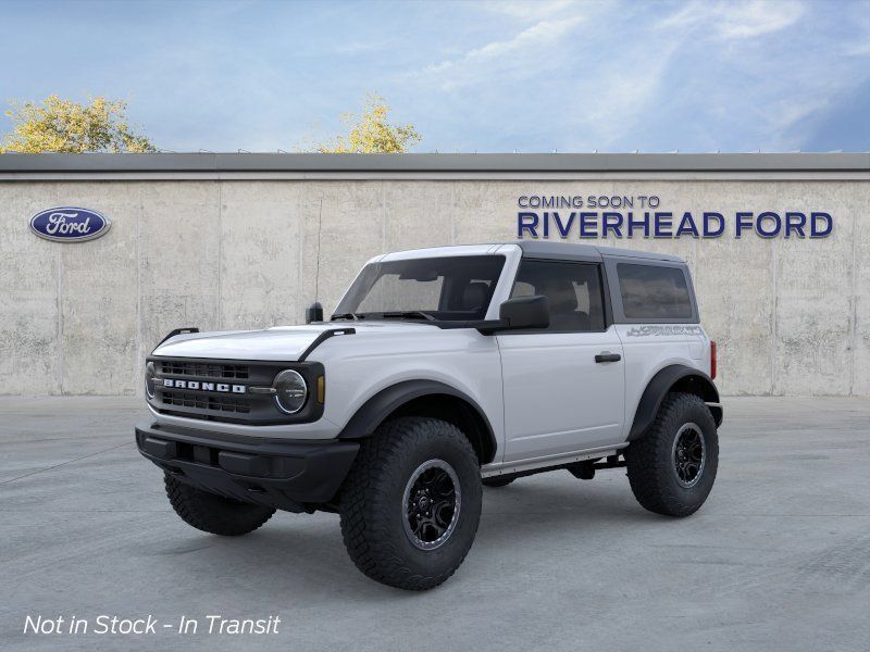 Oxford White 2026 Ford Bronco SUV / Crossover Four-Wheel Drive Automatic