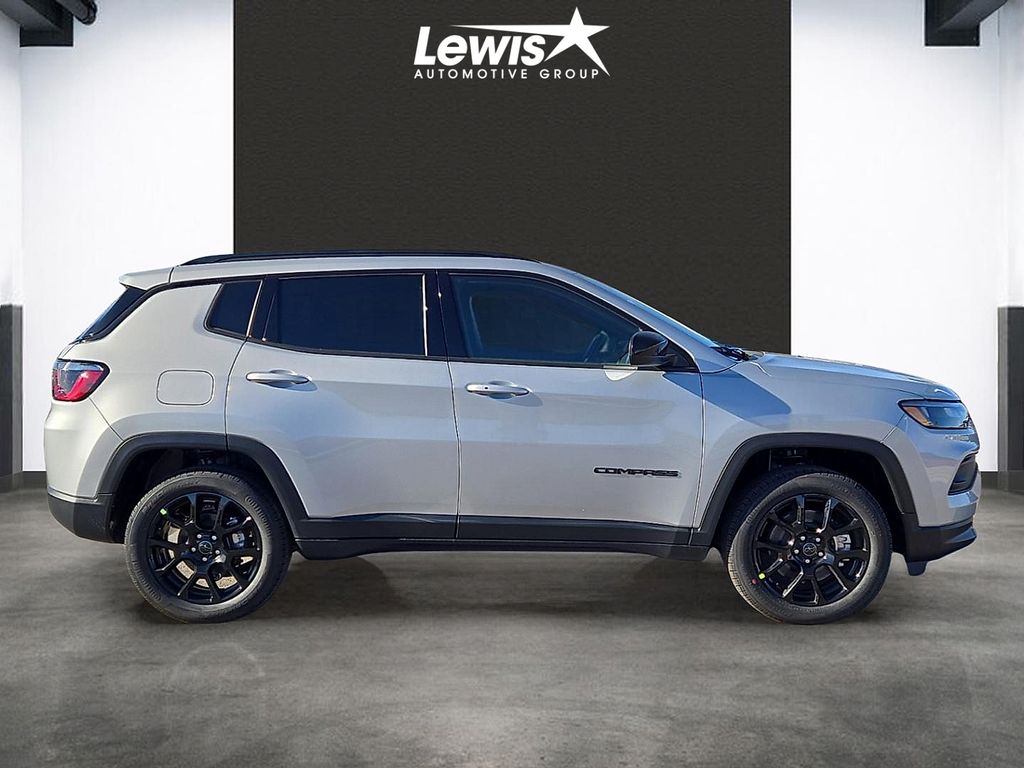 New 2026 Jeep Compass Latitude For Sale in Farmington, AR