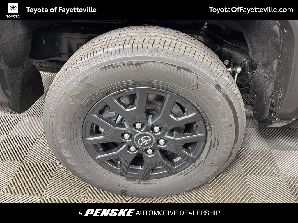 Thumbnail: 2025 Toyota 4Runner - 17