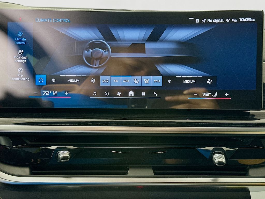 Thumbnail: 2026 BMW X5 - 14