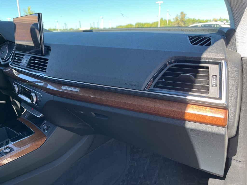 Thumbnail: 2023 Audi Q5 - 29