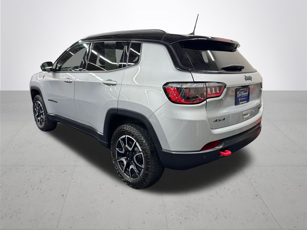 2024 Jeep Compass Trailhawk