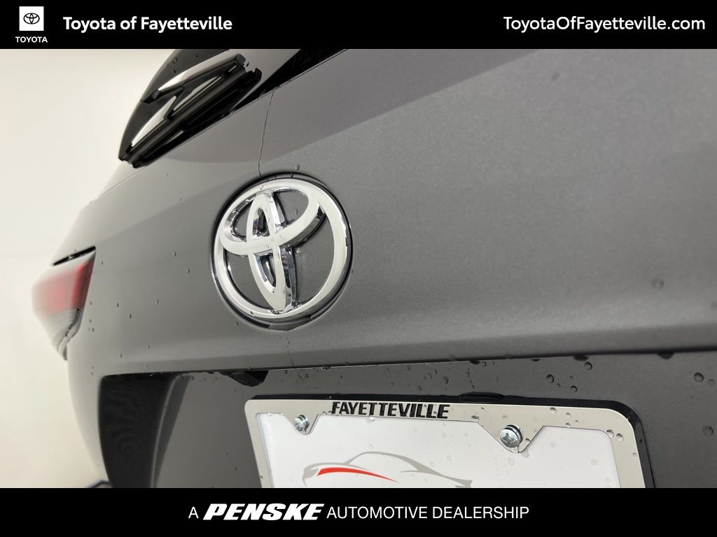 2025 Toyota Highlander XLE 15