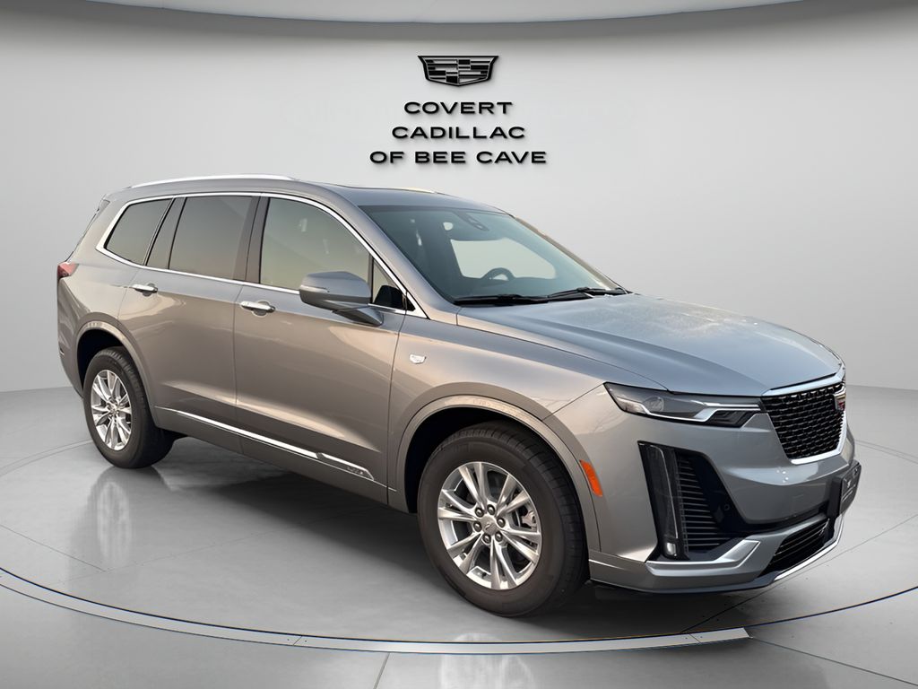 2025 Cadillac XT6 Luxury