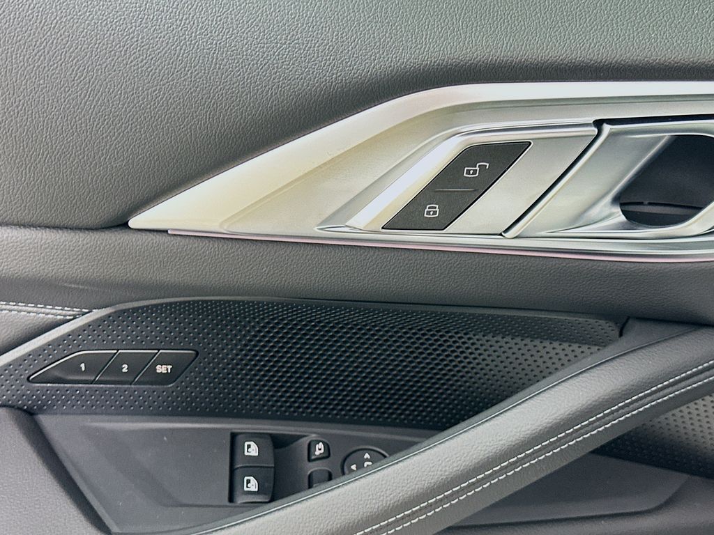 Thumbnail: 2025 BMW 4 Series - 19