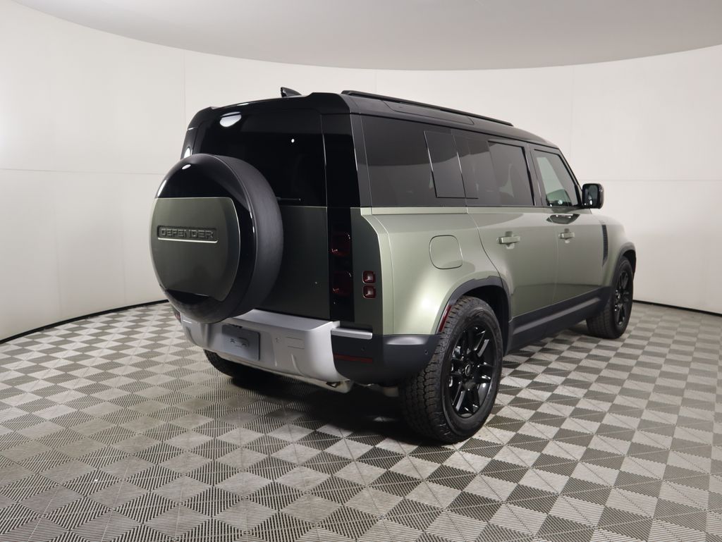 Thumbnail: 2025 Land Rover Defender - 5