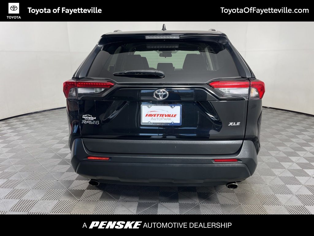 Thumbnail: 2023 Toyota RAV4 - 10