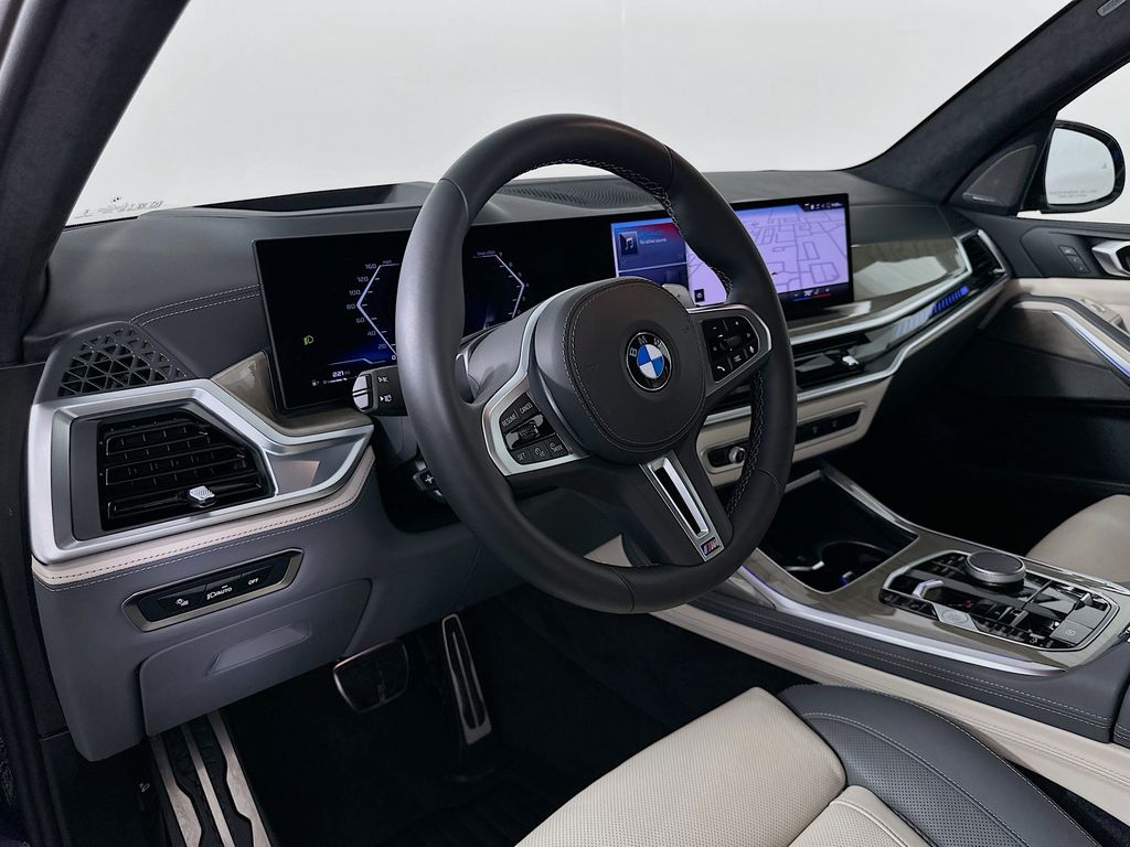 Thumbnail: 2025 BMW X7 - 9