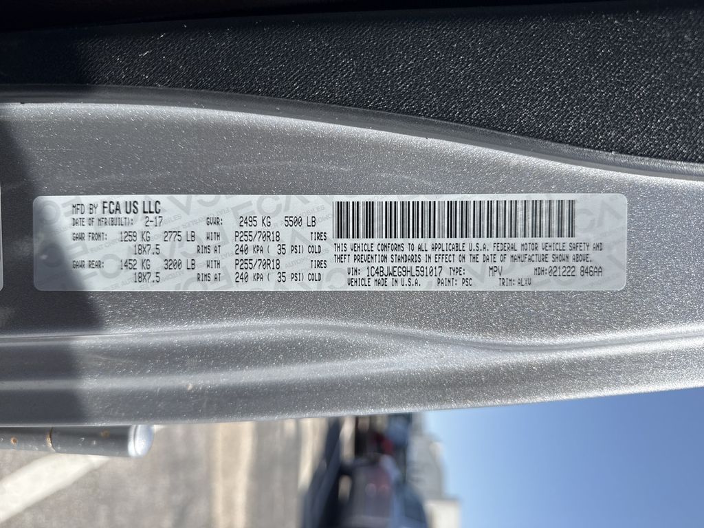 2017 Jeep Wrangler Unlimited Sahara Silver at Autostrade