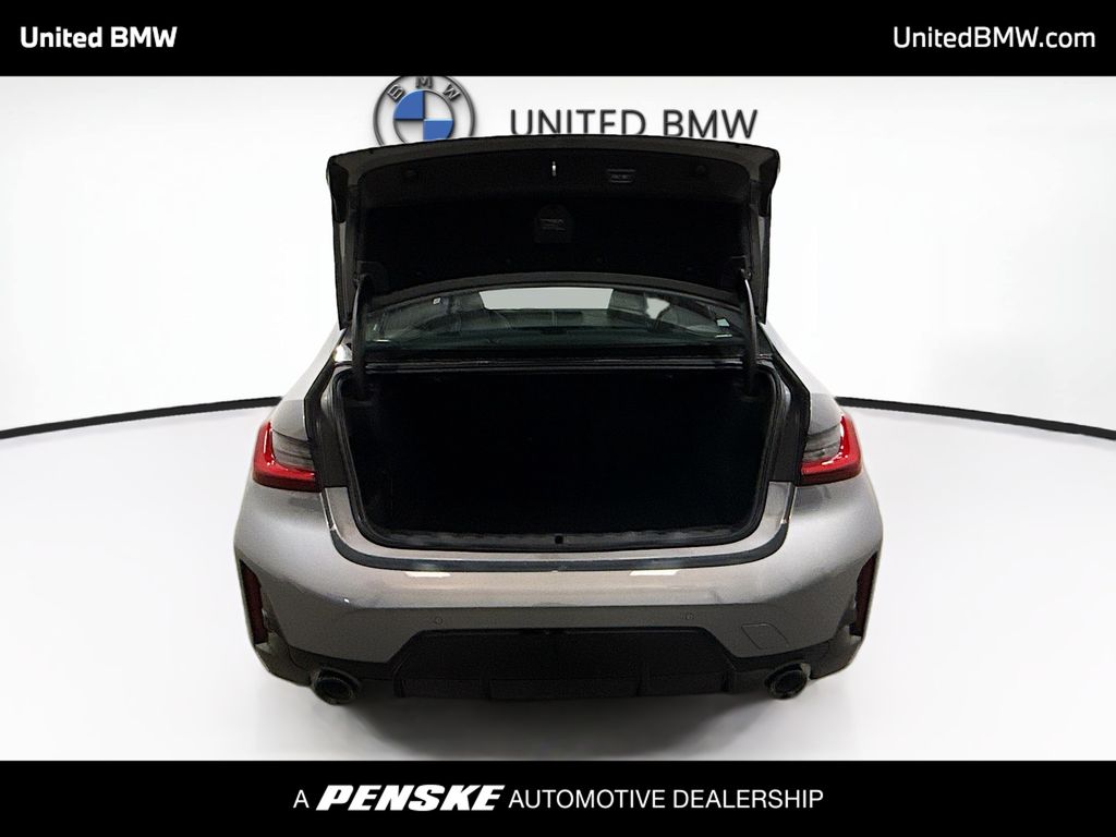 Thumbnail: 2026 BMW 3 Series - 14