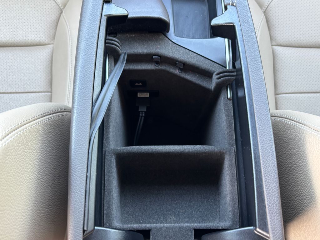 Thumbnail: 2014 Mercedes-Benz M-Class - 17