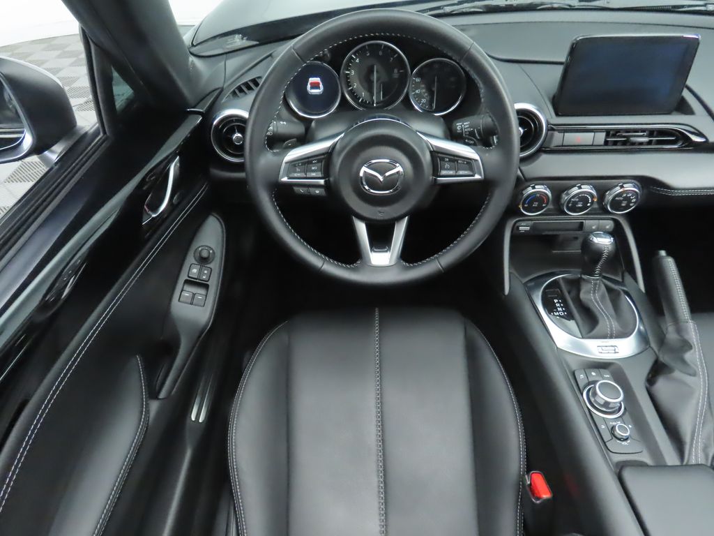 Thumbnail: 2023 Mazda MX-5 Miata - 18