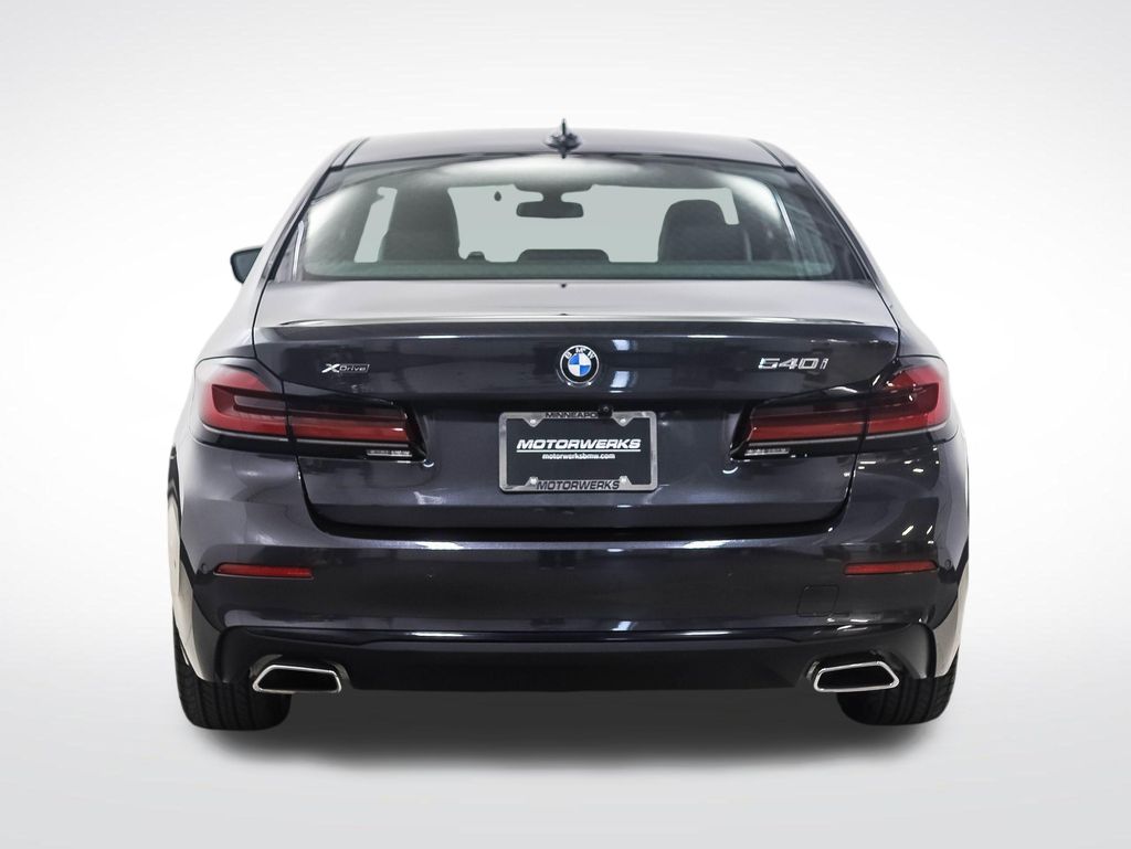 Thumbnail: 2021 BMW 5 Series - 4