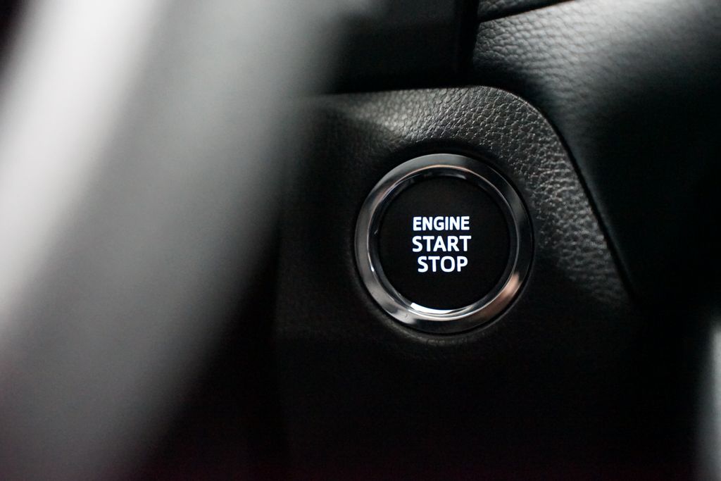 Thumbnail: 2025 Toyota RAV4 - 23