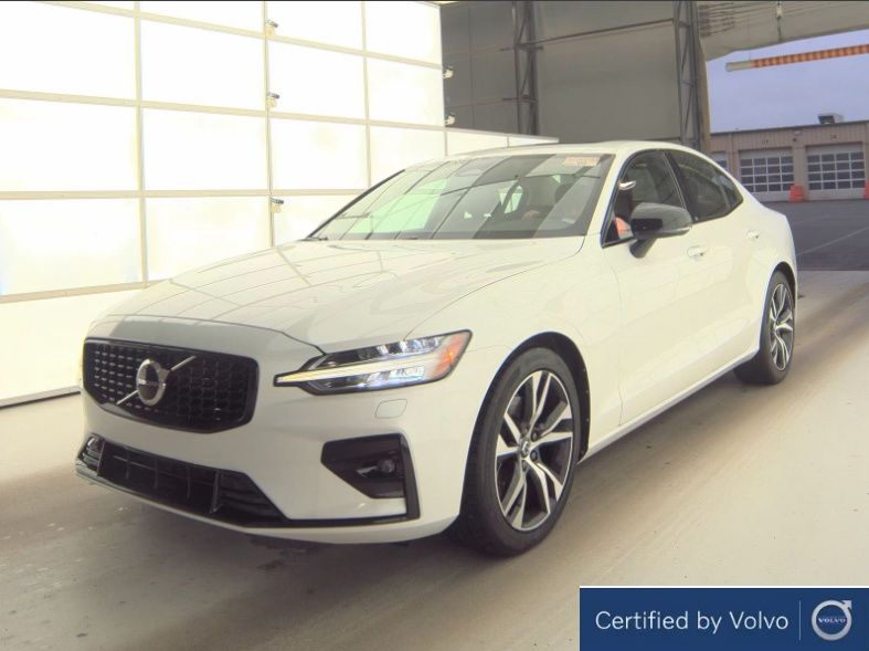 White 2025 Volvo S60 B5 Core AWD Sedan All-Wheel Drive Automatic