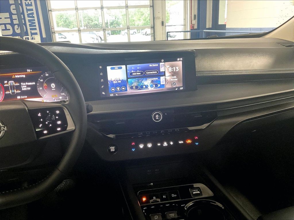 2025 Nissan Murano — photo 18