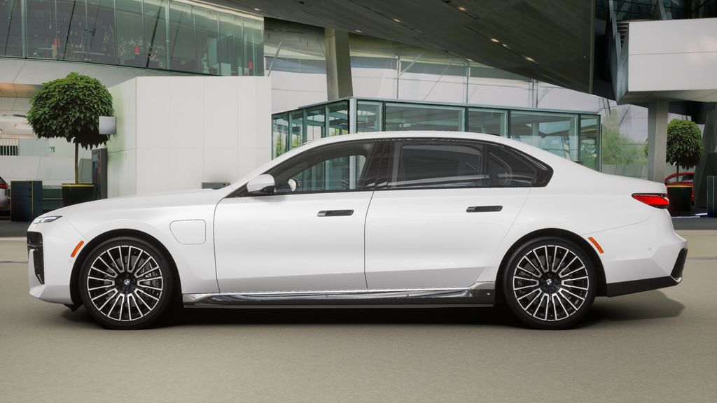 Thumbnail: 2025 BMW 7 Series - 30