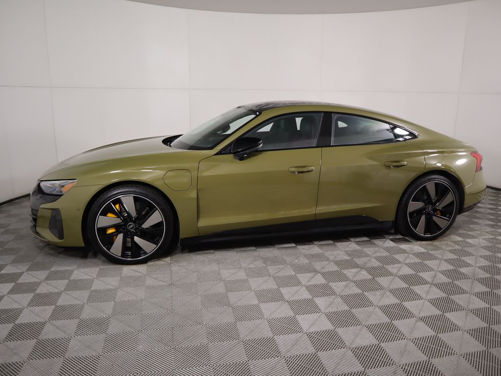 Thumbnail: 2022 Audi RS e-tron GT - 8