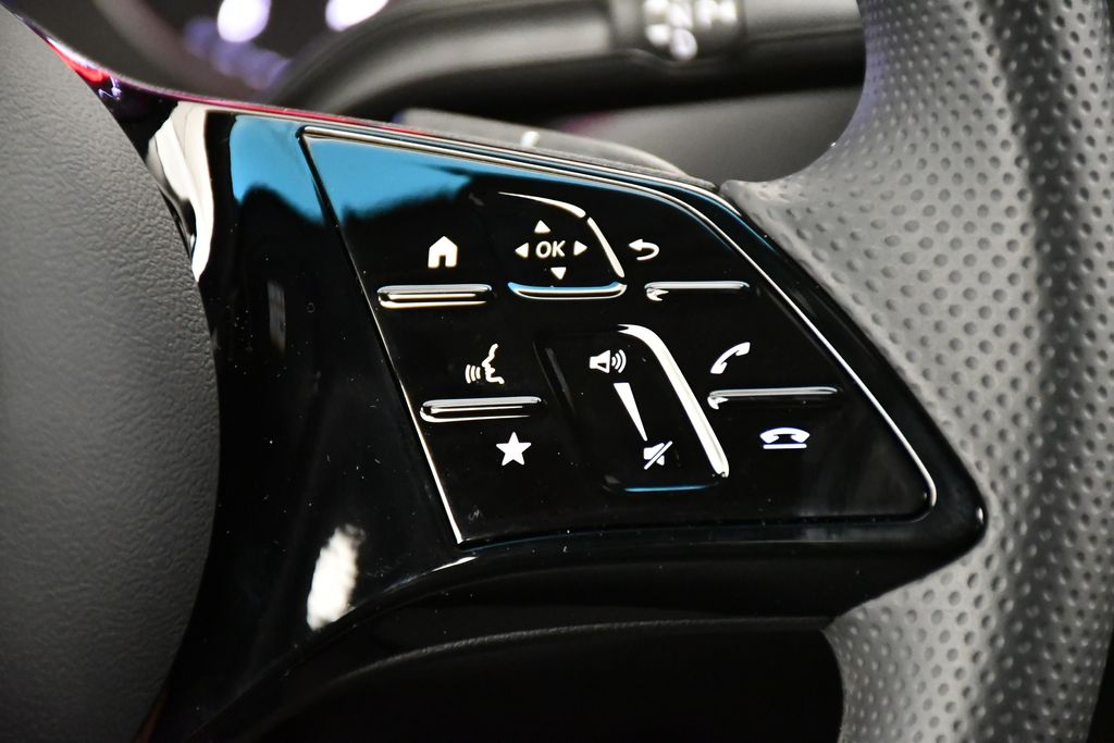 Thumbnail: 2025 Mercedes-Benz Sprinter - 18