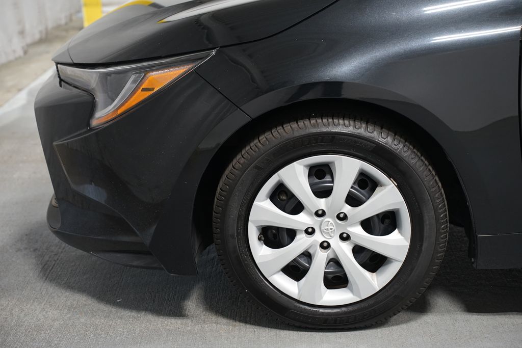 Thumbnail: 2022 Toyota Corolla - 5