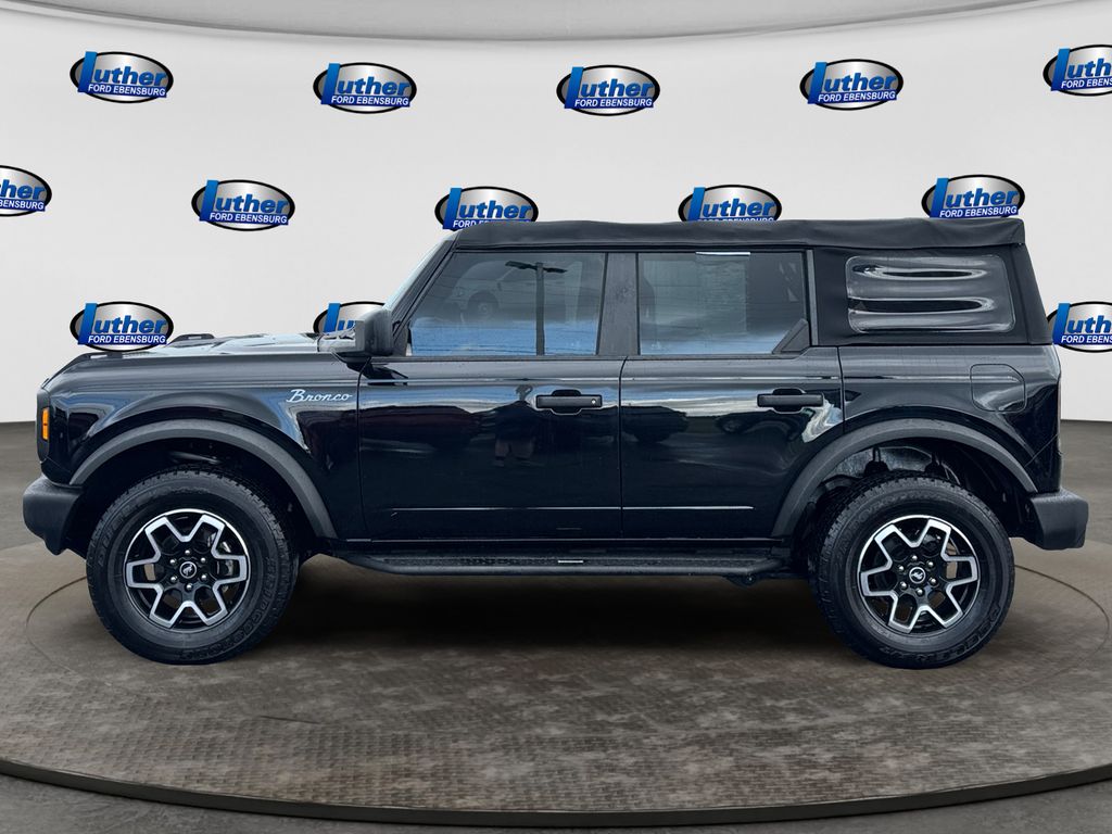 2022 Ford Bronco Base Black at Luther Ford