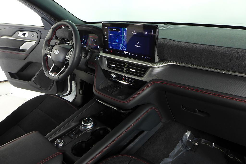 Thumbnail: 2025 Ford Explorer - 13