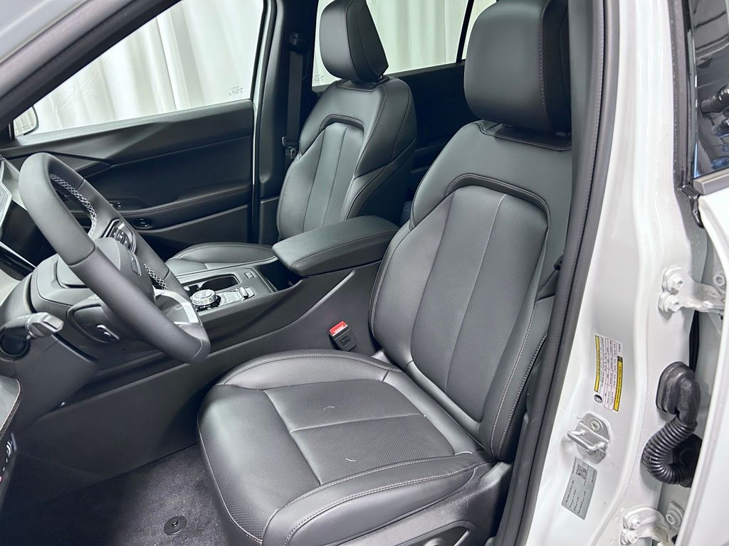 new 2026 Jeep Cherokee car, priced at $44,580