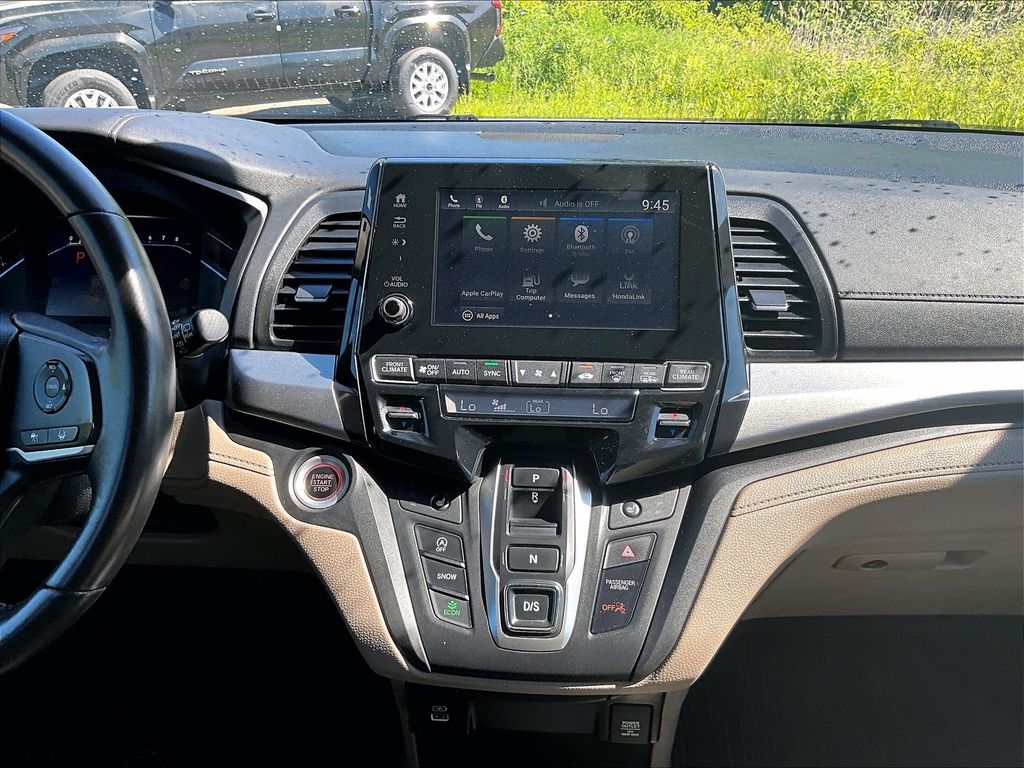 2021 Honda Odyssey — photo 19