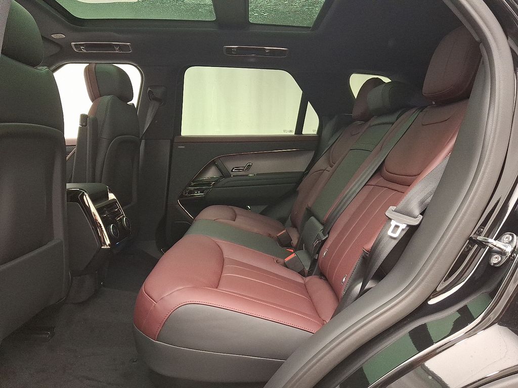 2025 Land Rover Range Rover Sport Dynamic 6