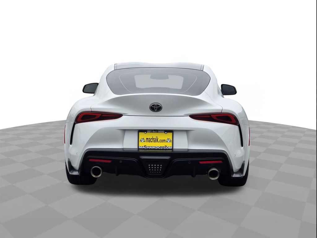2024 Toyota GR Supra 3.0 - 4