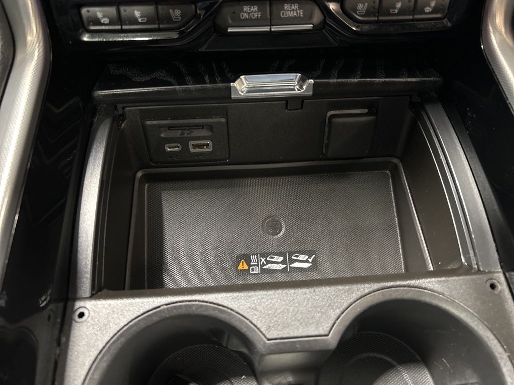 used 2021 GMC Yukon car, priced at $49,881