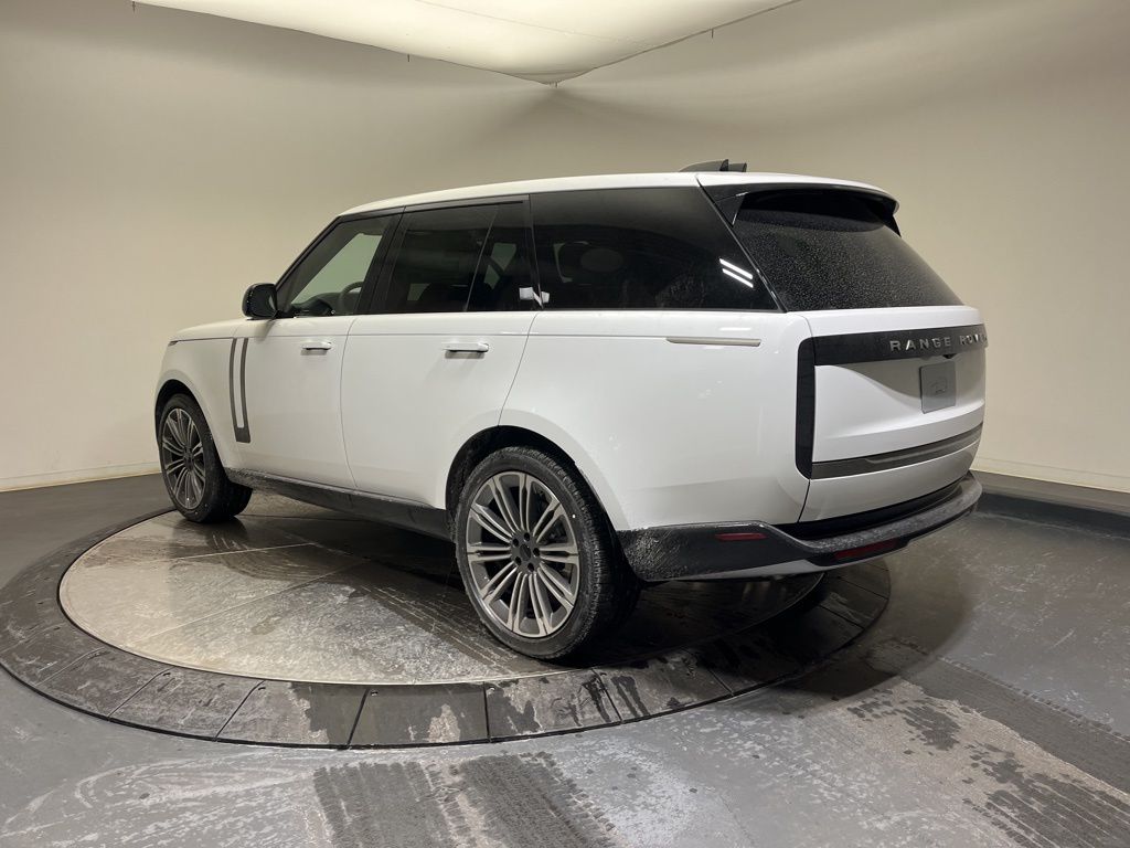 Thumbnail: 2026 Land Rover Range Rover - 3