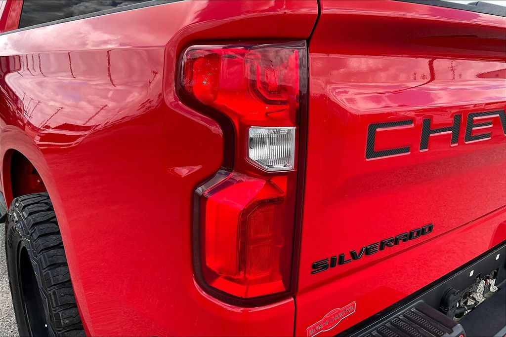 Used 2021 Chevrolet Silverado 1500 RST 4D Crew Cab