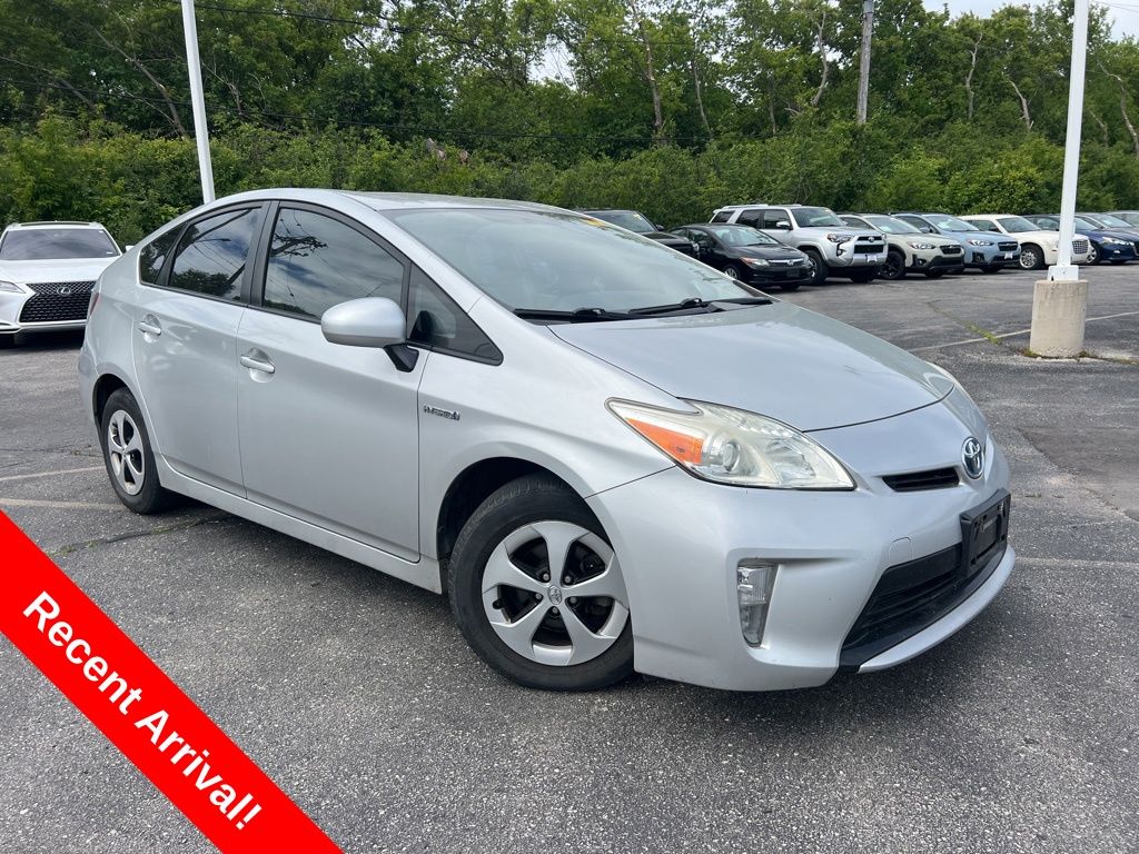 2015 Toyota Prius's photo