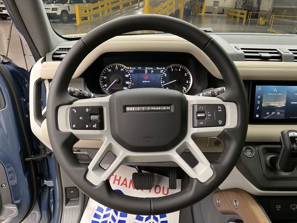 Thumbnail: 2023 Land Rover Defender - 20