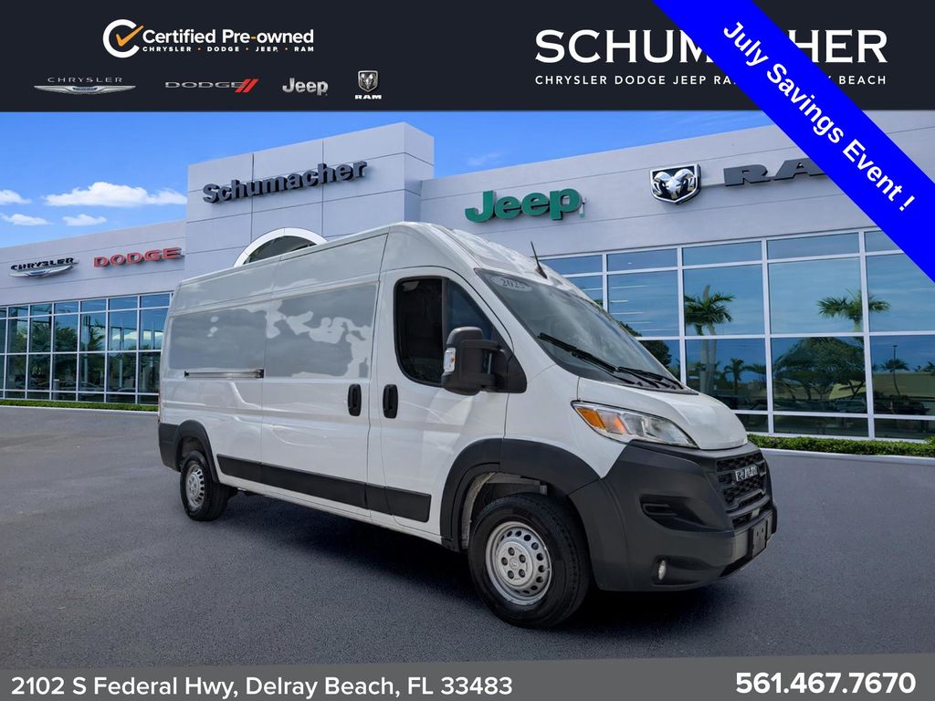 Bright White Clearcoat 2025 RAM ProMaster Van 9-Speed Automatic