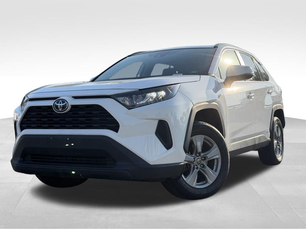 2022 Toyota RAV4 Hybrid LE
