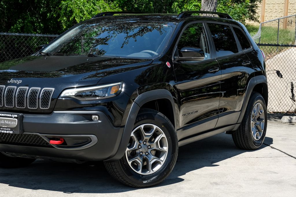 used 2022 Jeep Cherokee car, priced at $25,800