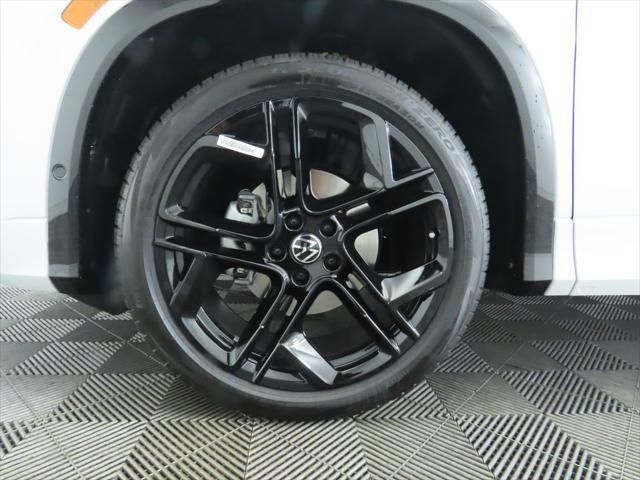 Thumbnail: 2026 Volkswagen Tiguan - 30